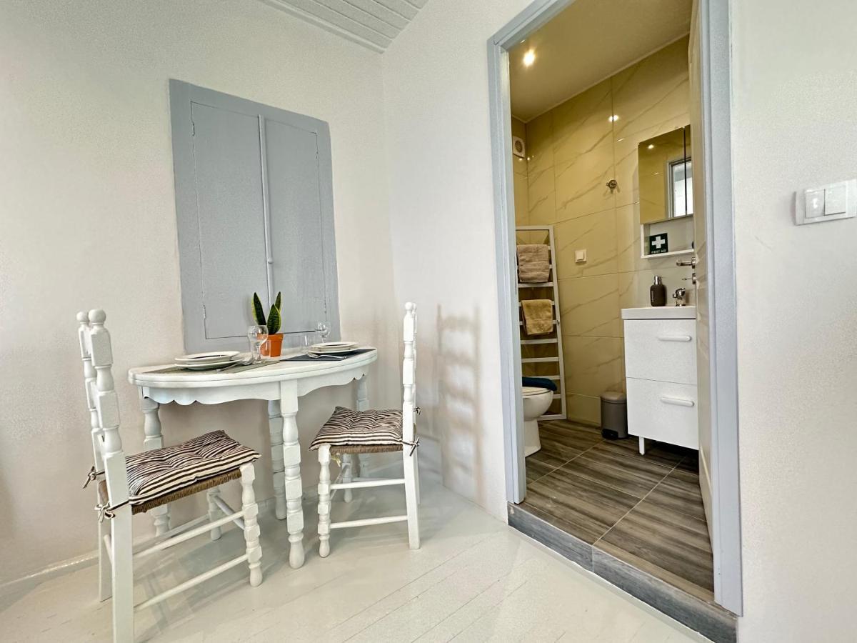 Brinia Cosy Apartment Poros Town Eksteriør billede