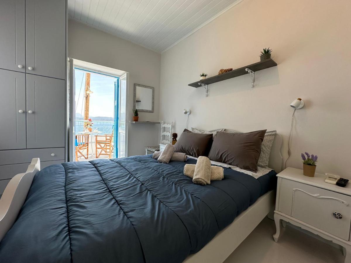 Brinia Cosy Apartment Poros Town Eksteriør billede