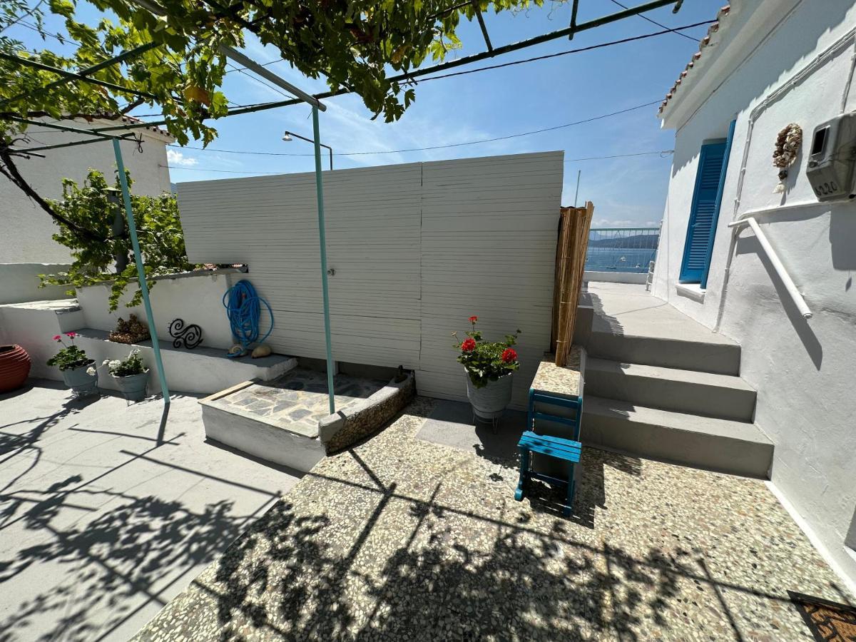 Brinia Cosy Apartment Poros Town Eksteriør billede
