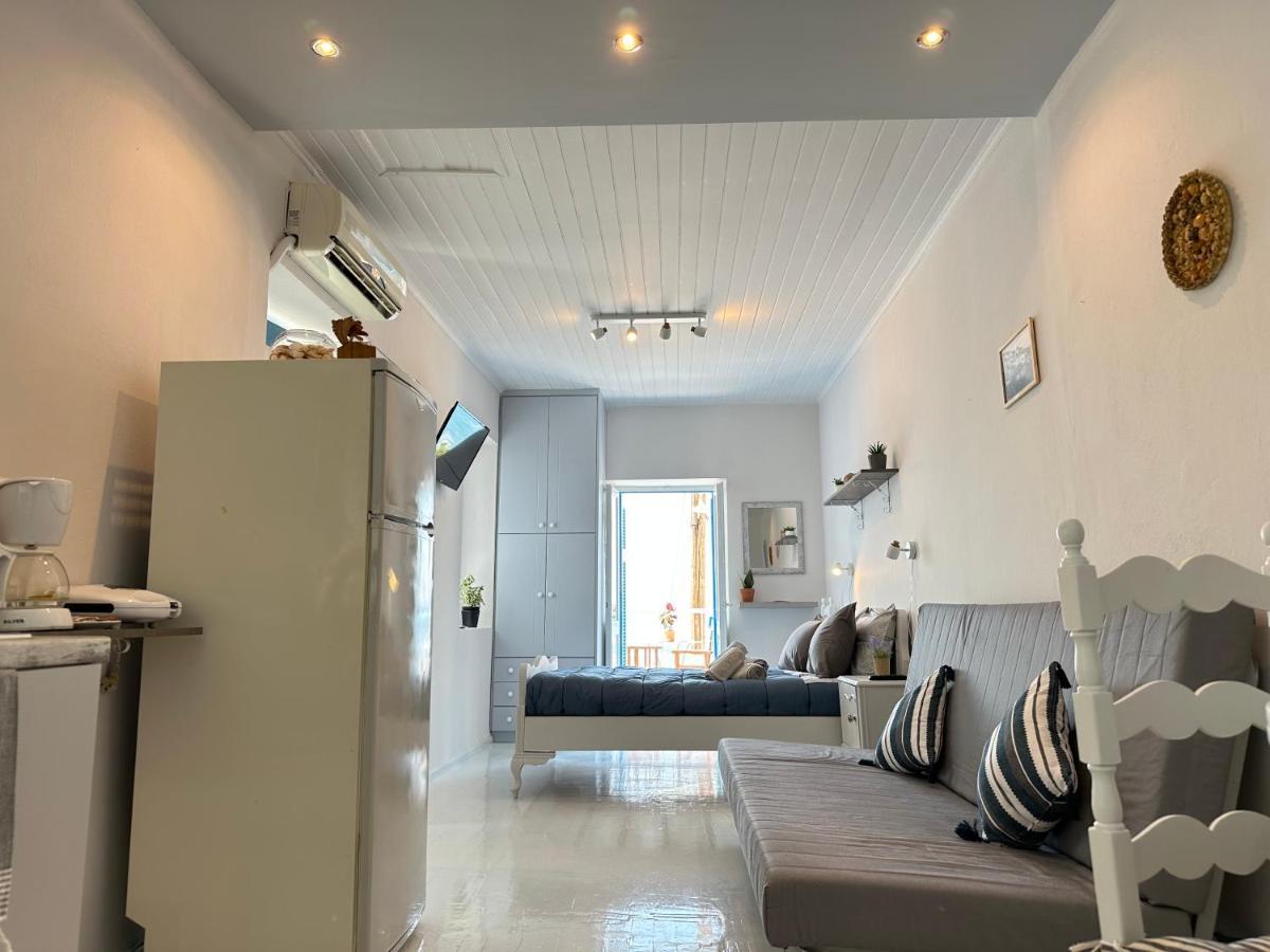 Brinia Cosy Apartment Poros Town Eksteriør billede